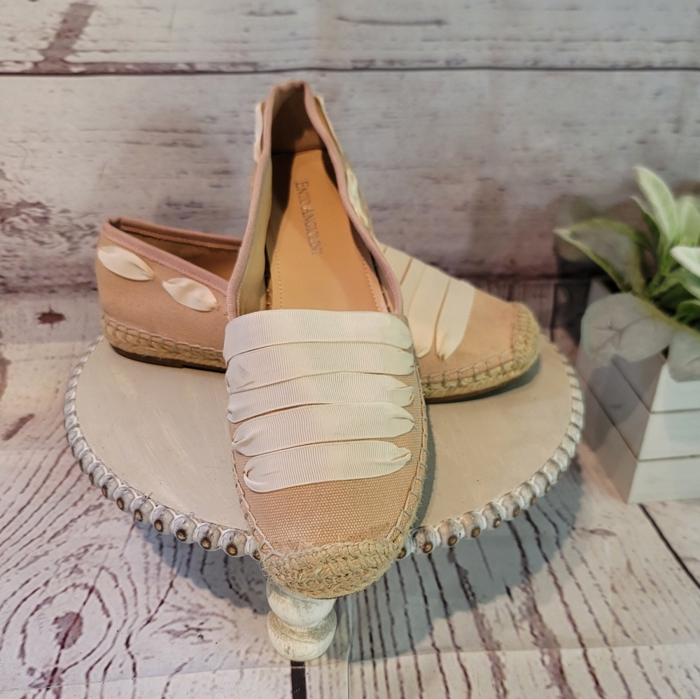 Enzo Angiolini Elegant Powdered Pink Canvas Espadrille Slipon Flats Size 7M
